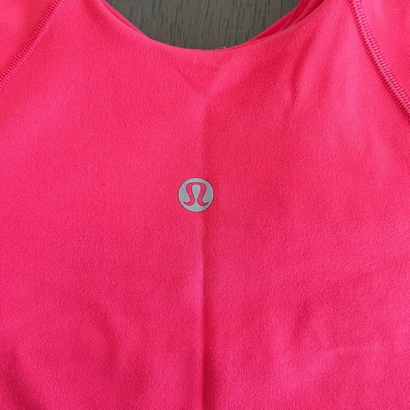 lululemon sonic pink align tank size XS preloved - Picture 5 of 5